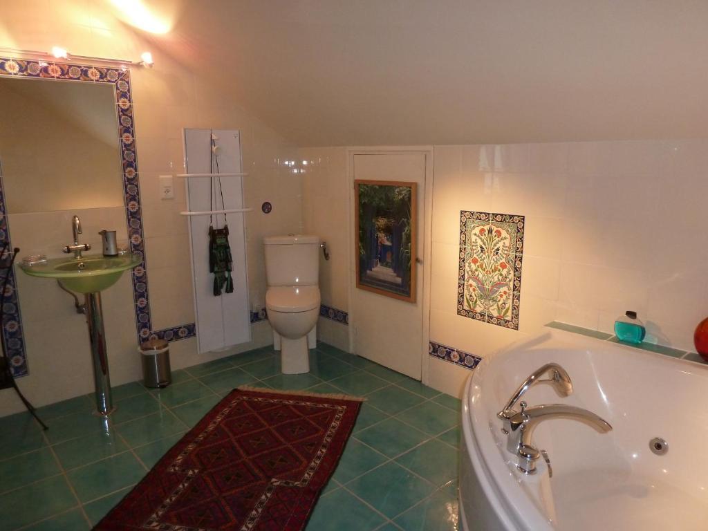 La Chandanielerie Quimper Room photo